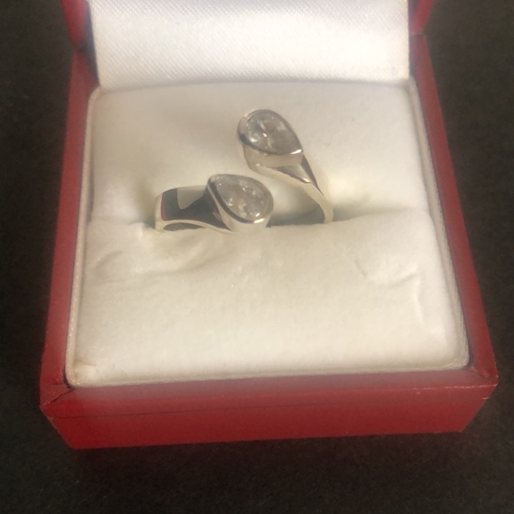 NEW Sterling Silver and Cubic Zirconium Pear Bypass Ring - Picture 2 of 5